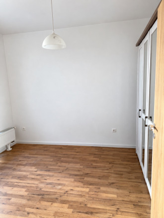 AG REALITY I NA PREDAJ 2 IZB.BYT S PARKOVACÍM MIESTOM  ČIAST. ZARIADENÝ -HVIEZDNA UL. - fotografia 7